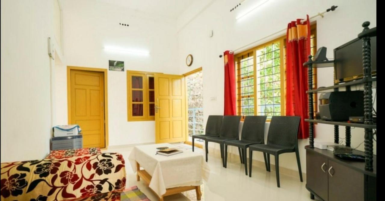 Greenpepperhomestay Munnar Anaviratty Ngoại thất bức ảnh