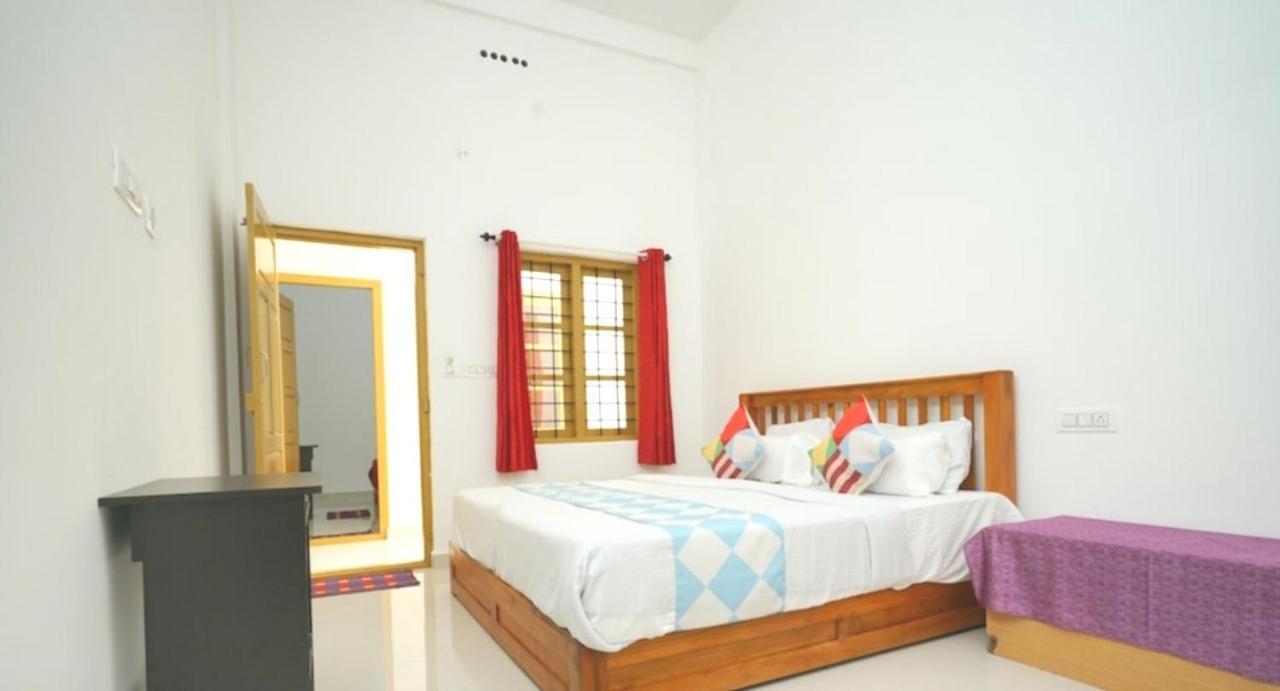 Greenpepperhomestay Munnar Anaviratty Ngoại thất bức ảnh